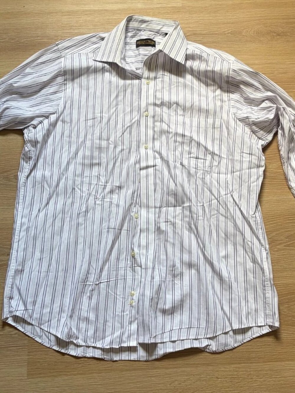 Men's Striped Donald Trump Signature Collection White Button Down Shirt 16.5